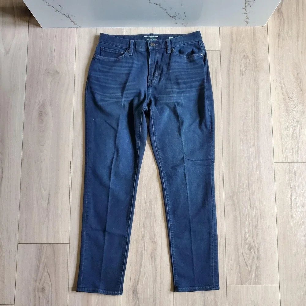 Banana Republic Jeans Mens 32x32 Blue Travel Jean Athletic Tapered Stretch